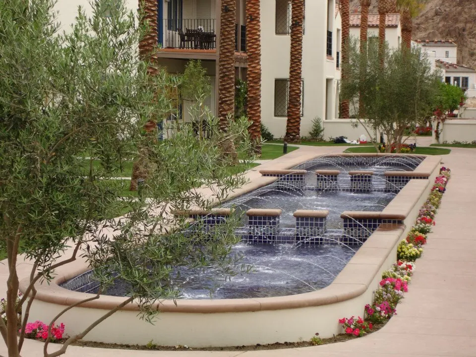 Custom Pools services in Bermuda Dunes, California - Vacation Pools Inc