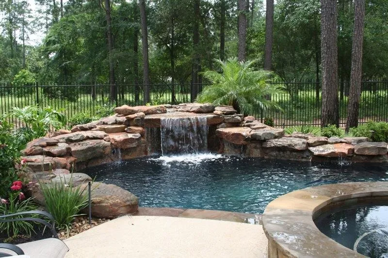 Luxury pool construction and service in Rancho Mirage, Coachella Valley by Vacation Pools Inc